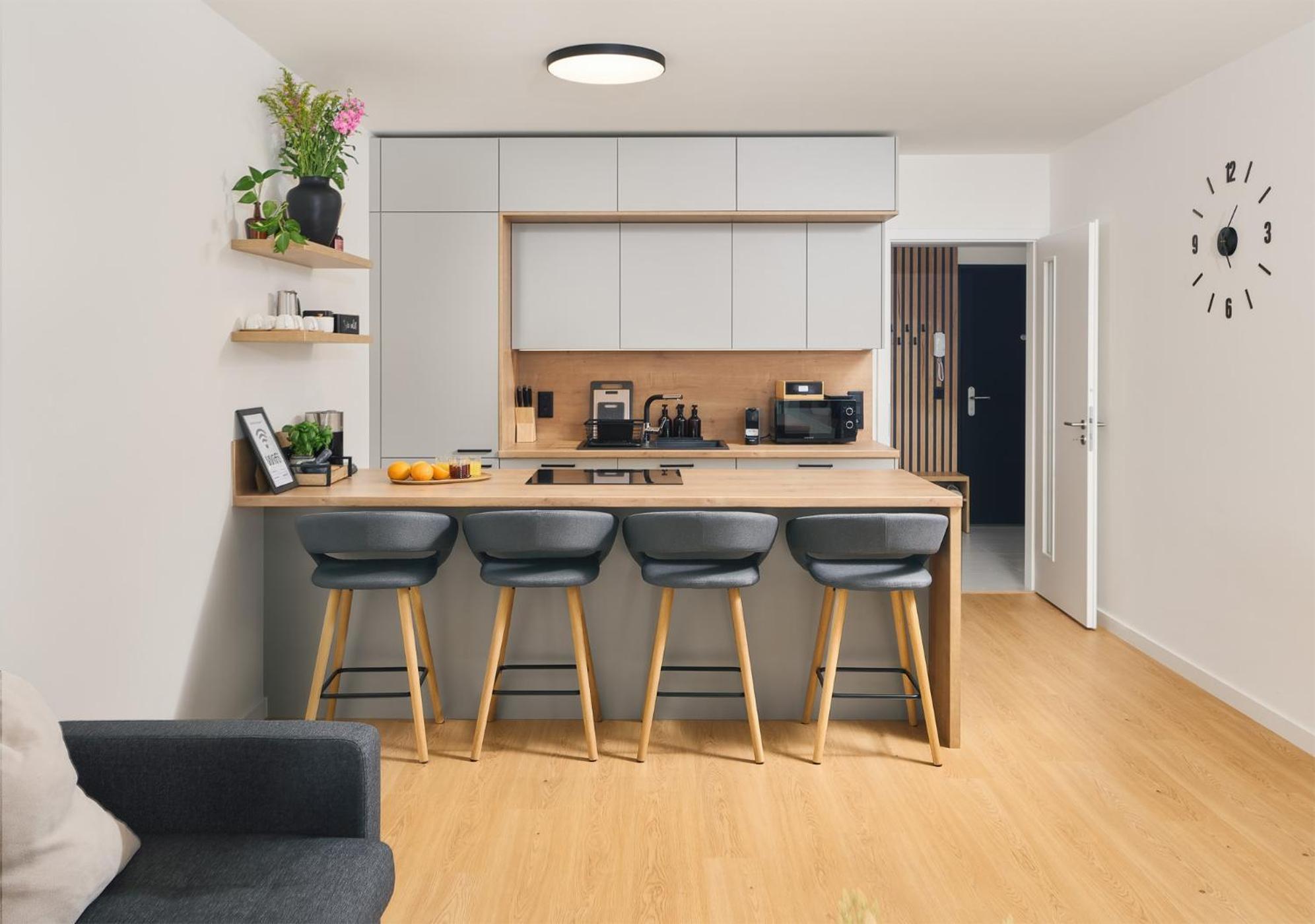 Beta Home - Garage, Air Condition, Garden, At Metro Prague Extérieur photo